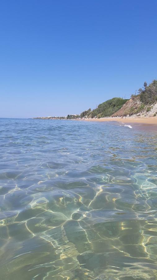 Voula Accommodation Агиос-Георгиос Экстерьер фото
